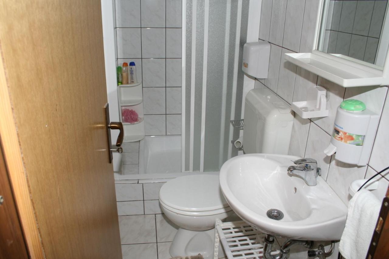 Apartments By The Sea Podgora, Makarska - 2615 Ngoại thất bức ảnh